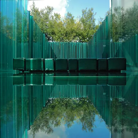 Les Cols Pavellons