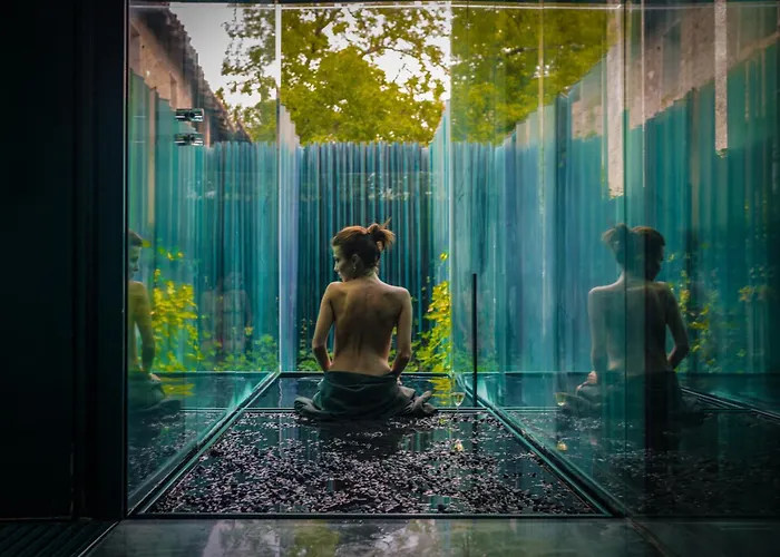 Les Cols Pavellons